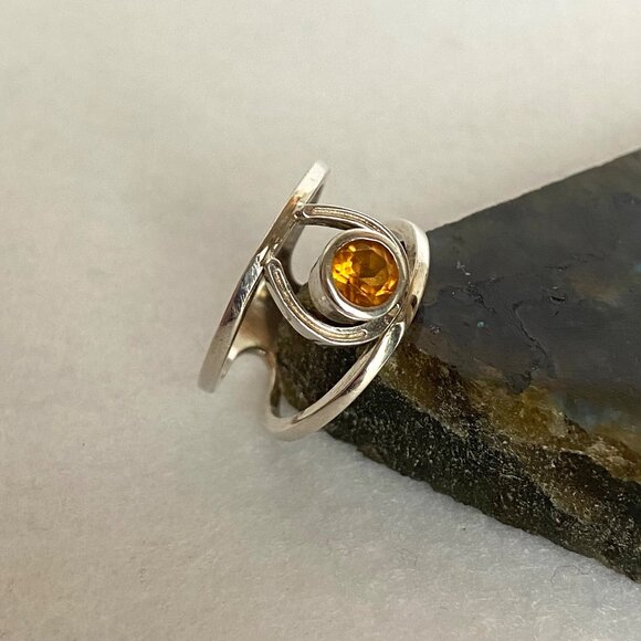 Sterling Silver 925 Round Faceted Citrine Gemstone Horseshoe Ring Sz 6.5 - Picture 7 of 16